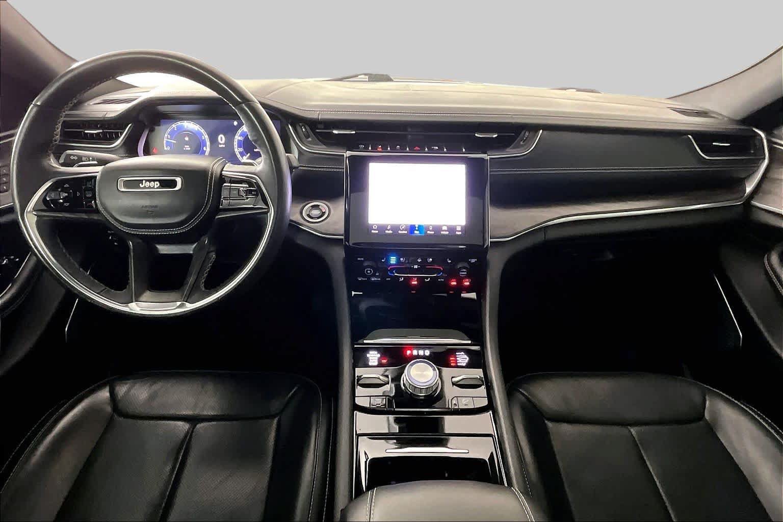 Used 2022 Jeep Grand Cherokee Overland AWD/4WD image 14