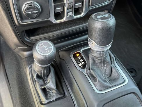 Used 2026 Jeep Wrangler Unlimited Sport AWD/4WD image 20