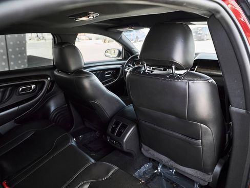 Used 2017 Ford Taurus Limited FWD image 37