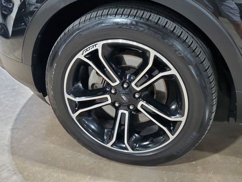 Used 2013 Ford Explorer Sport image 45