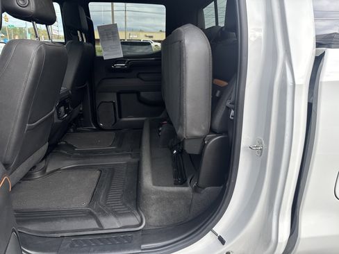 Used 2024 GMC Sierra 1500 AT4 w/ AT4 Preferred Package image 13