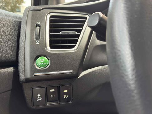 Used 2015 Honda Civic LX image 32
