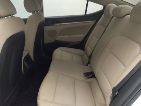 Used 2017 Hyundai Elantra Value Edition FWD image 18