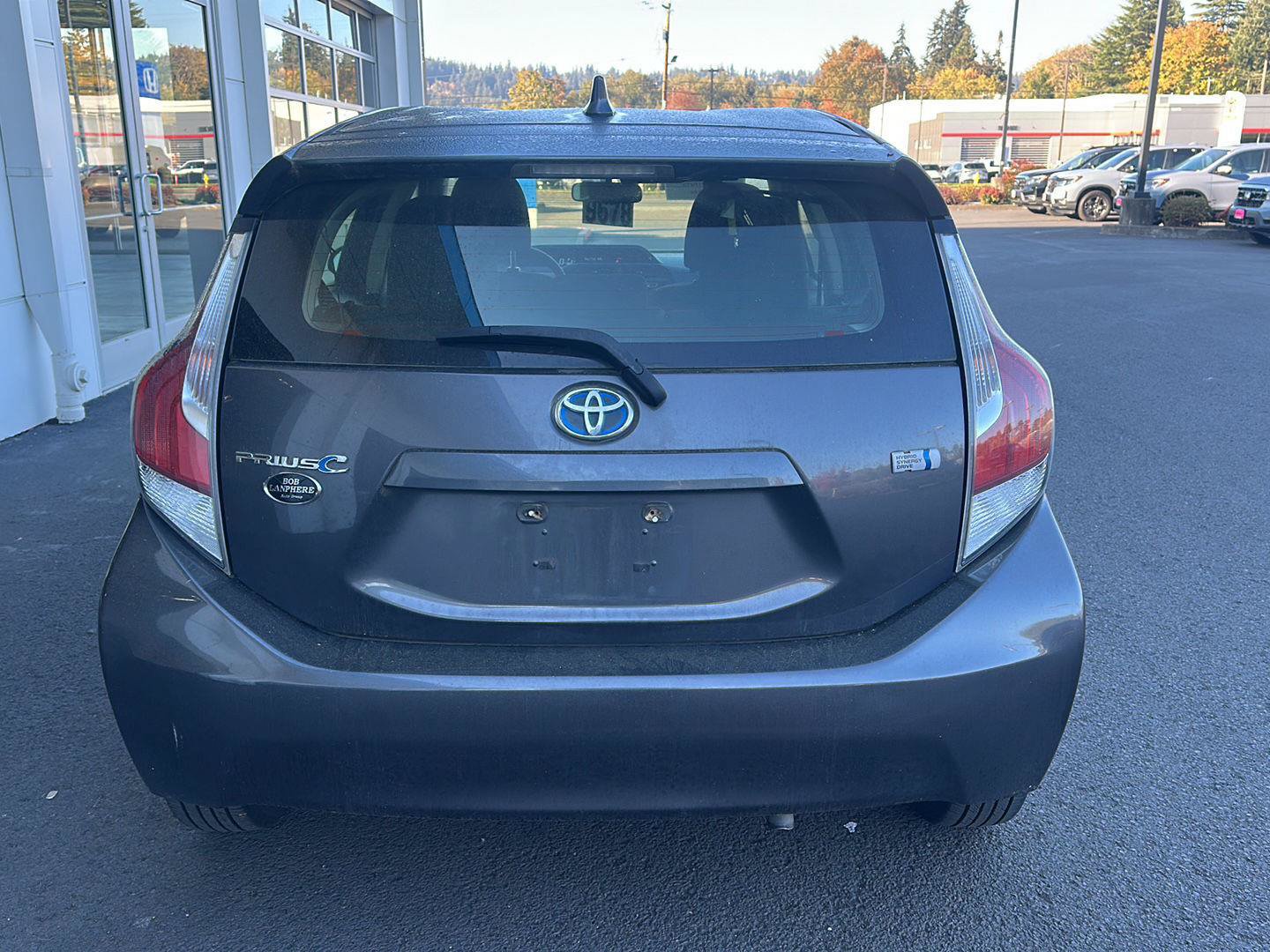 Used 2016 Toyota Prius C Three FWD image 4