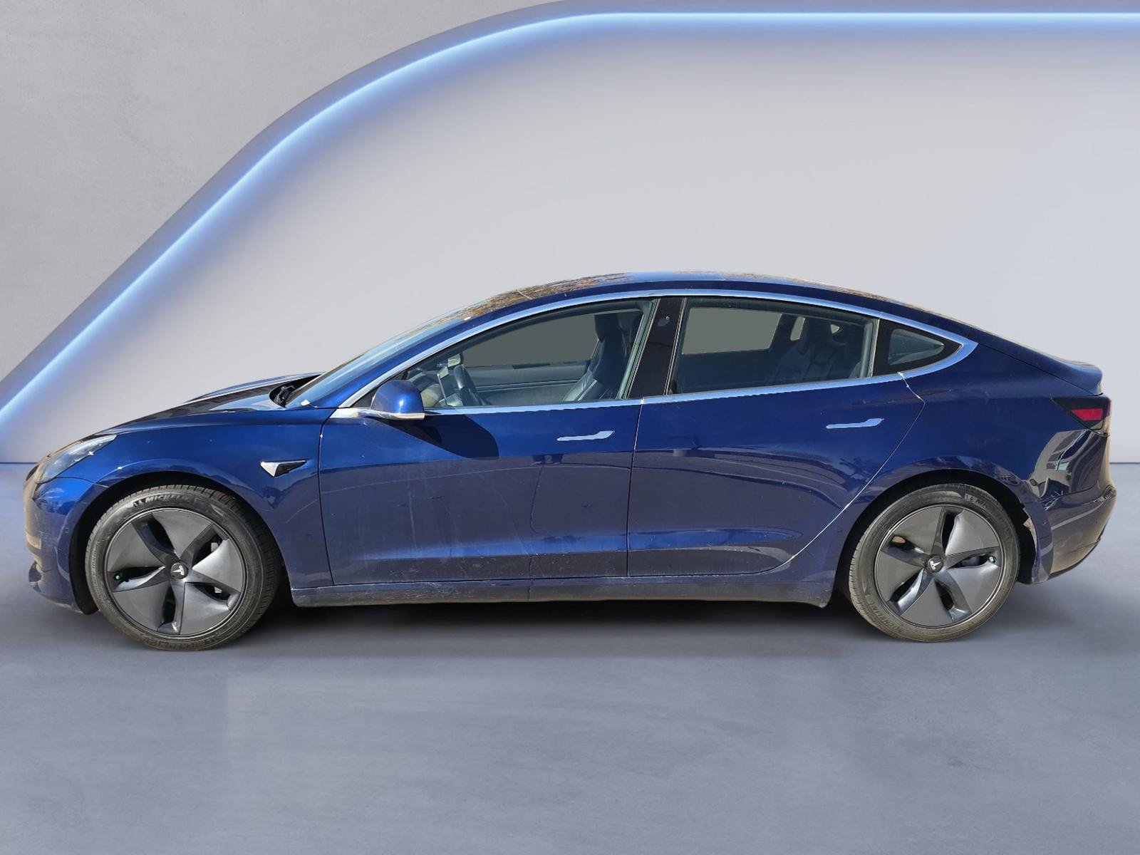 Used 2018 Tesla Model 3 Long Range AWD/4WD image 2