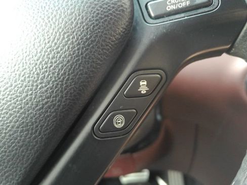 Used 2017 INFINITI QX50 2WD w/ Technology Package image 37