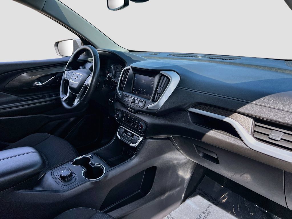Used 2024 GMC Terrain SLE AWD/4WD image 26