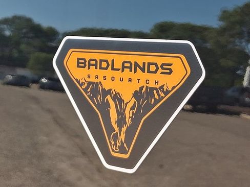 Used 2022 Ford Bronco Badlands w/ Sasquatch Package AWD/4WD image 33