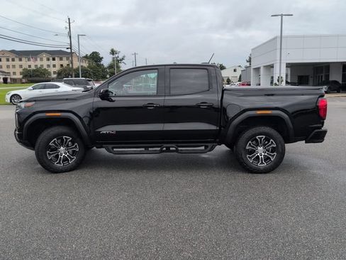 Used 2024 GMC Canyon AT4 w/ Technology Package AWD/4WD image 12