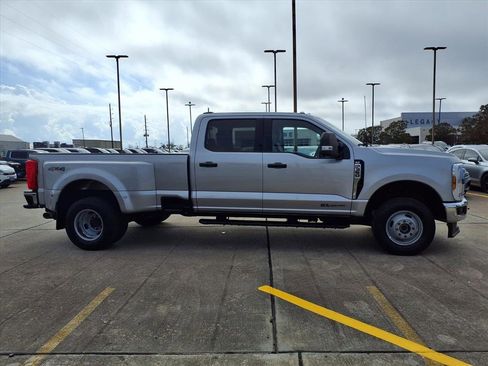 Certified 2024 Ford F350 XLT image 8