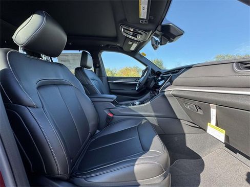 New 2025 Jeep Grand Cherokee L Limited w/ Luxury Tech Group II image 13