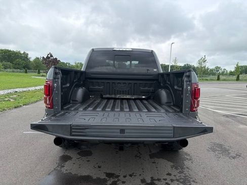 Used 2018 Ford F150 Raptor w/ Equipment Group 802A Luxury AWD/4WD image 9