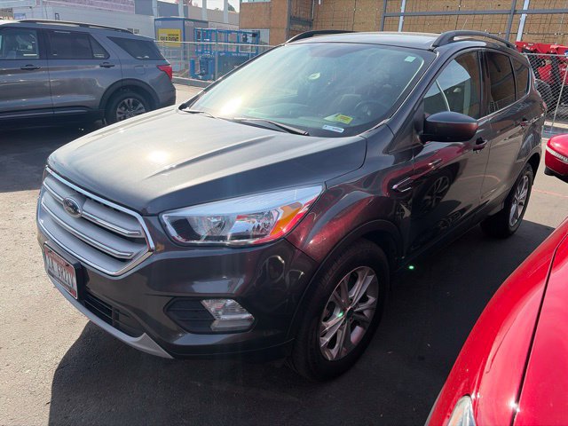 Used 2018 Ford Escape SE w/ SE Sync 3 Package AWD/4WD image 2