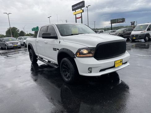 Used 2014 RAM 1500 Sport w/ Trailer Tow Group AWD/4WD image 2