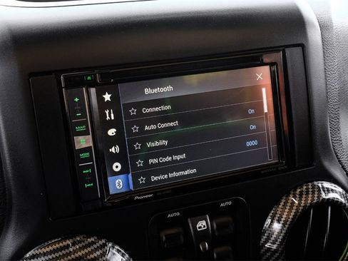 Used 2016 Jeep Wrangler Unlimited Sport image 28