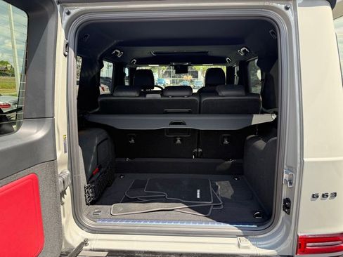 Used 2024 Mercedes-Benz G 63 AMG 4MATIC w/ Manufactur Interior Package image 9