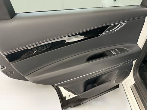 Used 2025 Genesis GV80 2.5T Standard AWD/4WD image 27