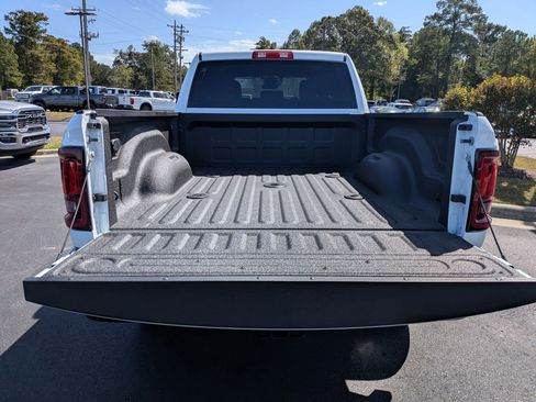 New 2026 RAM 2500 Big Horn AWD/4WD image 28