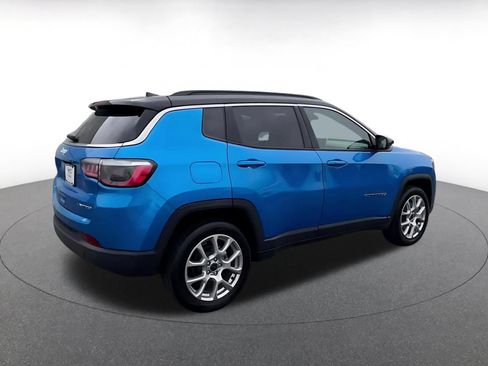 Used 2025 Jeep Compass Limited AWD/4WD image 15