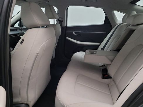 Used 2025 Hyundai Sonata SEL FWD image 18