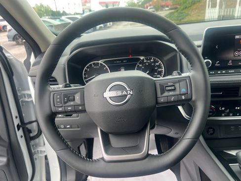 New 2026 Nissan Rogue SV image 15