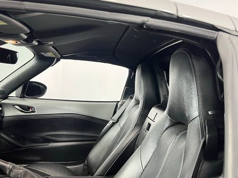 Used 2024 MAZDA MX-5 Miata RF Grand Touring image 31
