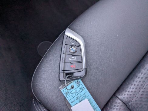 Used 2023 BMW i4 eDrive40 w/ Premium Package image 34