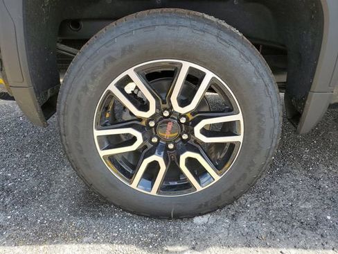 New 2026 GMC Sierra 1500 AT4 w/ AT4 Premium Package AWD/4WD image 6