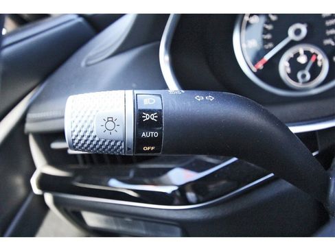 Used 2023 Genesis G80 2.5T image 13