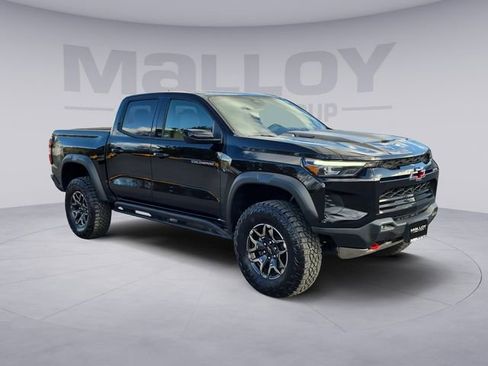 Used 2026 Chevrolet Colorado ZR2 w/ Technology Package image 7