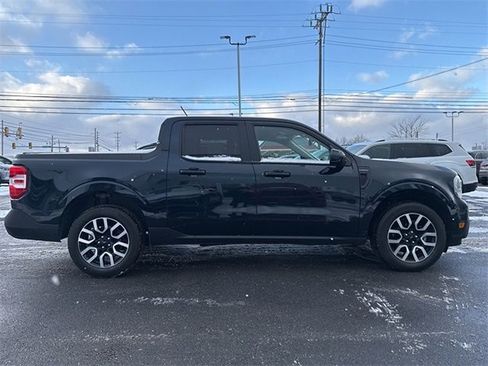 Used 2023 Ford Maverick Lariat w/ Lariat Luxury Package image 2