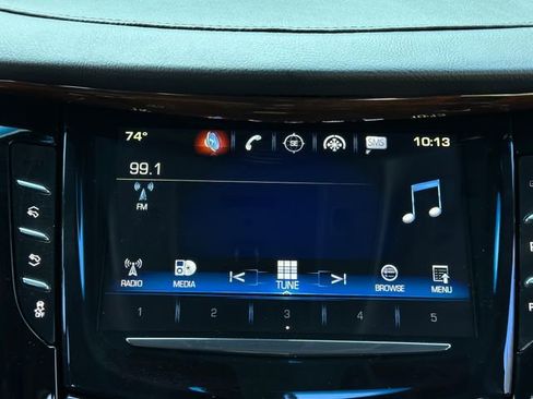 Used 2019 Cadillac Escalade 2WD image 27