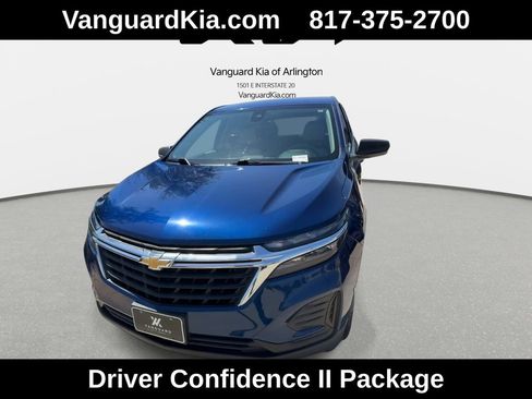 Used 2022 Chevrolet Equinox LS w/ LS Convenience Package FWD image 3