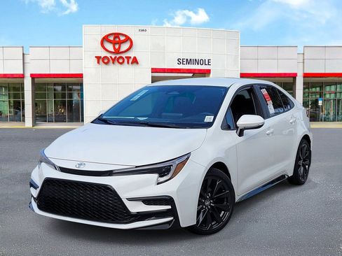 New 2026 Toyota Corolla SE FWD image 1
