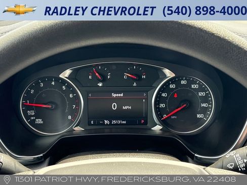 Used 2025 Chevrolet Blazer LT AWD/4WD image 7
