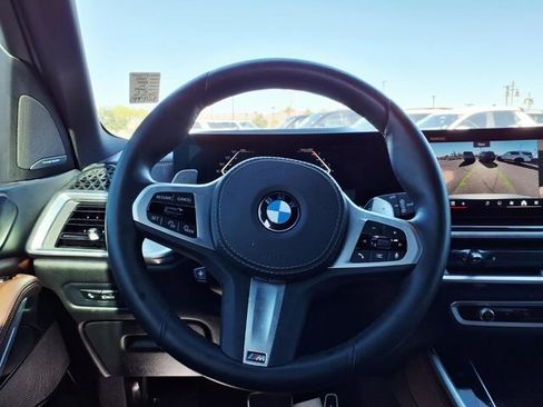 Used 2025 BMW X5 xDrive40i w/ M Sport Package image 19