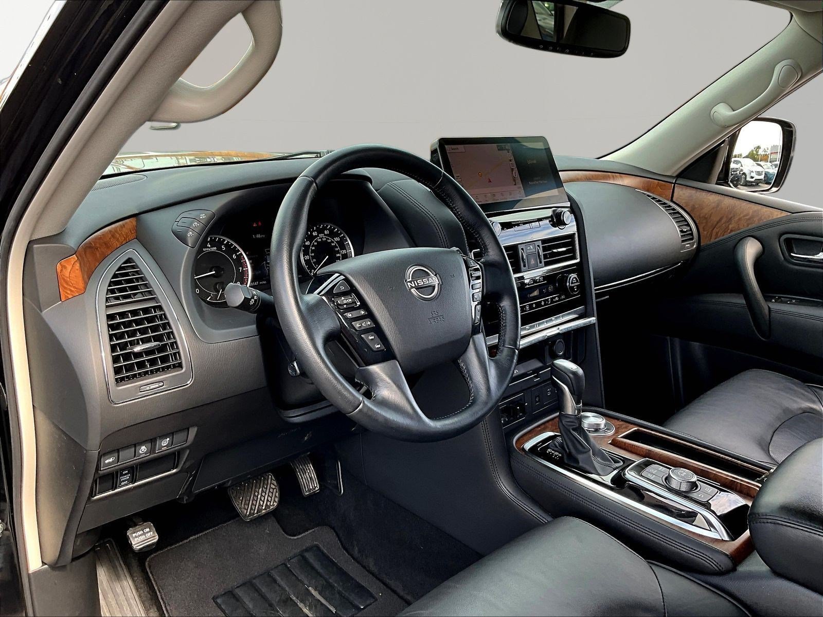 Used 2023 Nissan Armada SL w/ Captain's Chairs Package AWD/4WD image 17