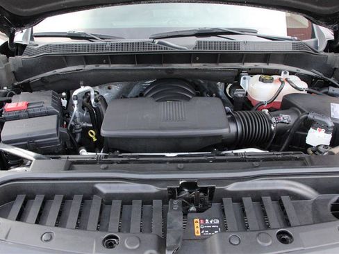 Used 2021 Chevrolet Silverado 1500 RST w/ Redline Edition AWD/4WD image 42