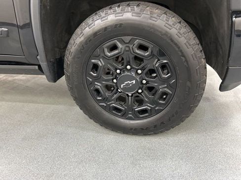 Used 2024 Chevrolet Silverado 3500 High Country w/ High Country Premium Package image 35