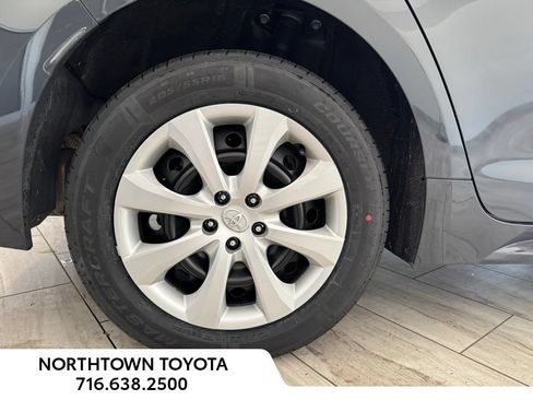 Used 2024 Toyota Corolla LE FWD image 12