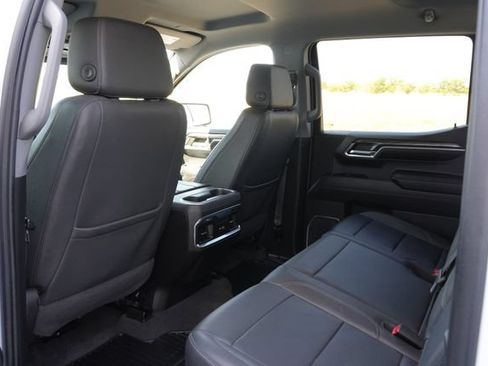 Used 2023 Chevrolet Silverado 1500 LTZ AWD/4WD image 24
