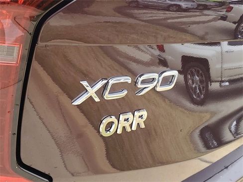 Used 2025 Volvo XC90 T8 Ultra image 34