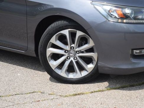 Used 2013 Honda Accord Sport image 29