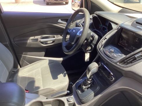 Used 2014 Ford Escape SE w/ Equipment Group 201A FWD image 18