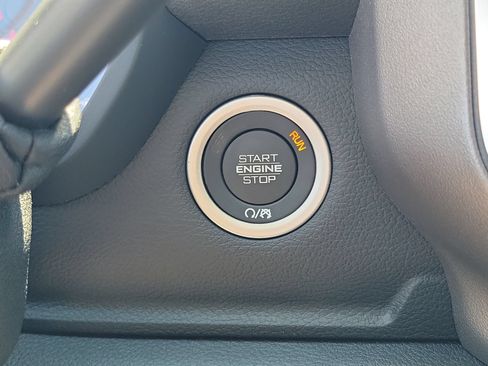 New 2026 RAM 2500 Big Horn AWD/4WD image 10