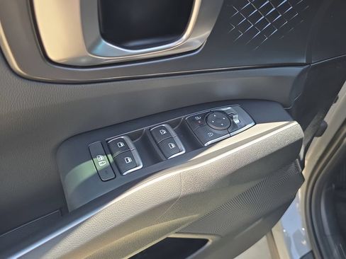 New 2026 Kia Sorento S AWD/4WD image 19