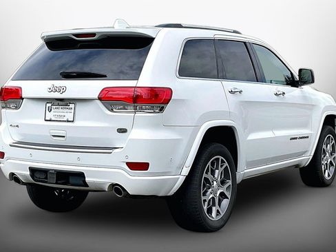 Used 2020 Jeep Grand Cherokee Overland w/ Interior Metal Package AWD/4WD image 8