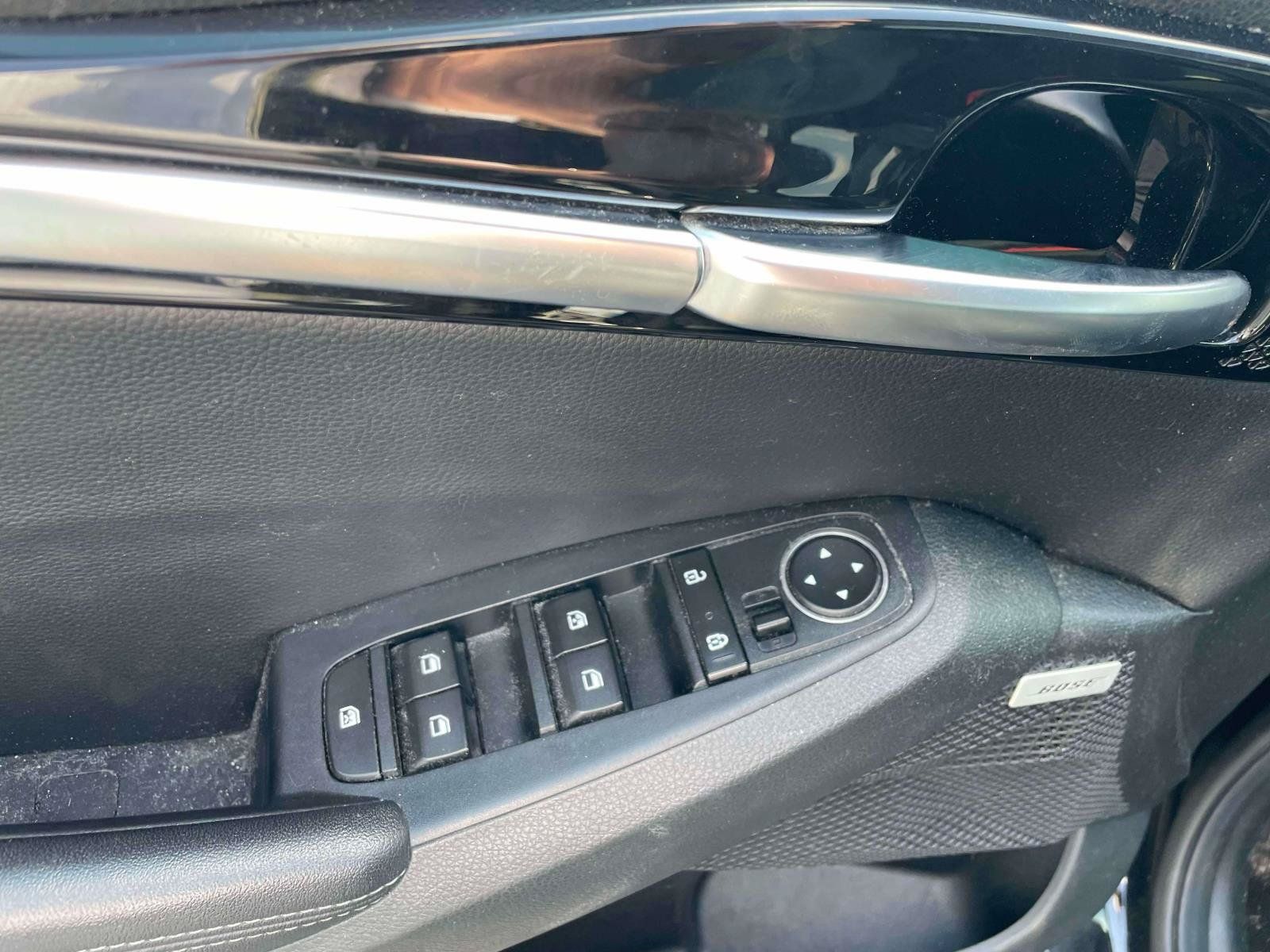 Used 2021 Kia Seltos SX w/ SX Sunroof Package AWD/4WD image 11