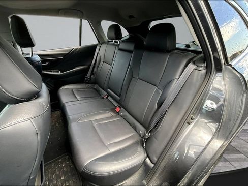 Used 2022 Subaru Outback Limited AWD/4WD image 19