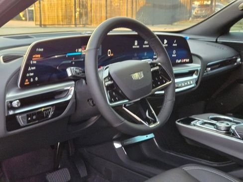 New 2025 Cadillac Lyriq Sport image 10